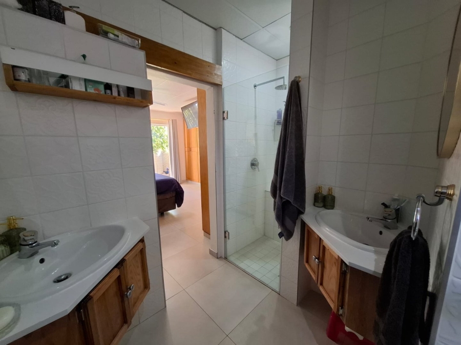 3 Bedroom Property for Sale in Pentagon Park Free State